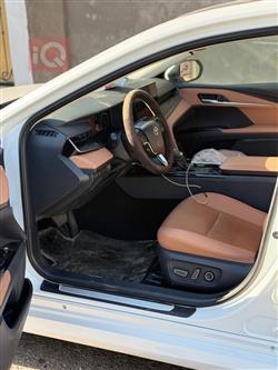 تۆیۆتا کامری